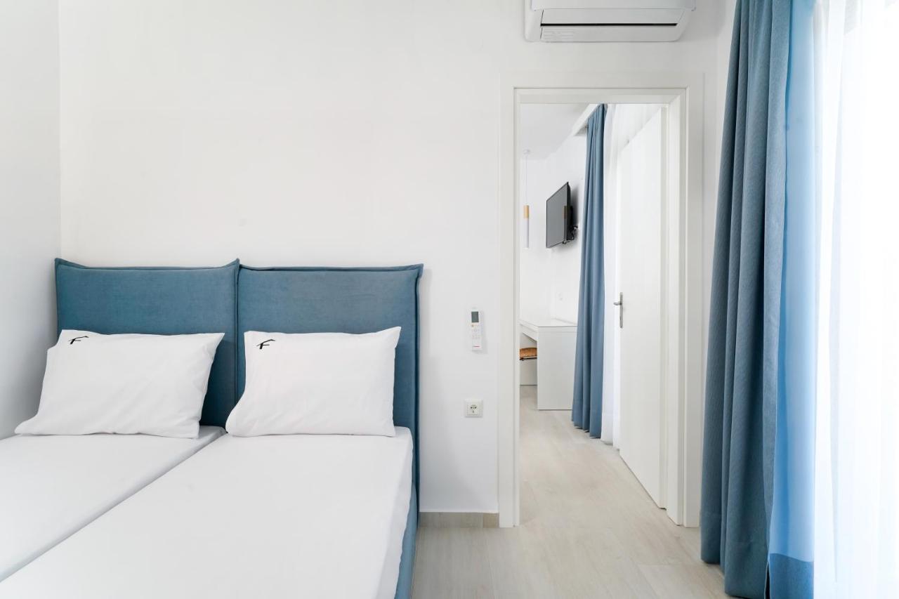 Filoxenia Luxury Apartments โปตอส ภายนอก รูปภาพ